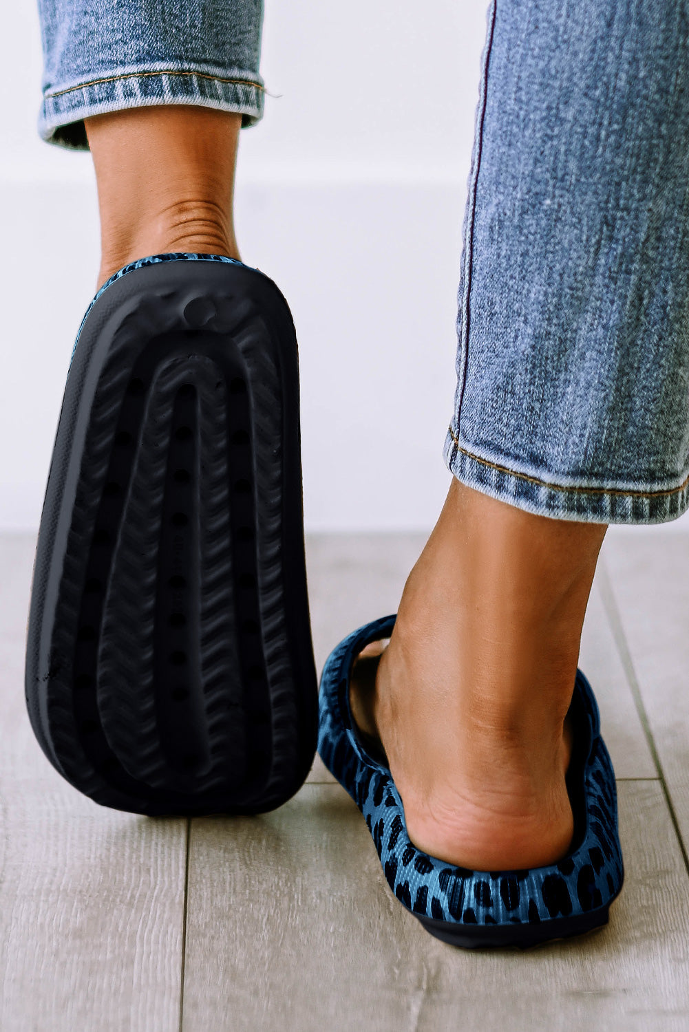 Bellamy Sole Slip On Slippers