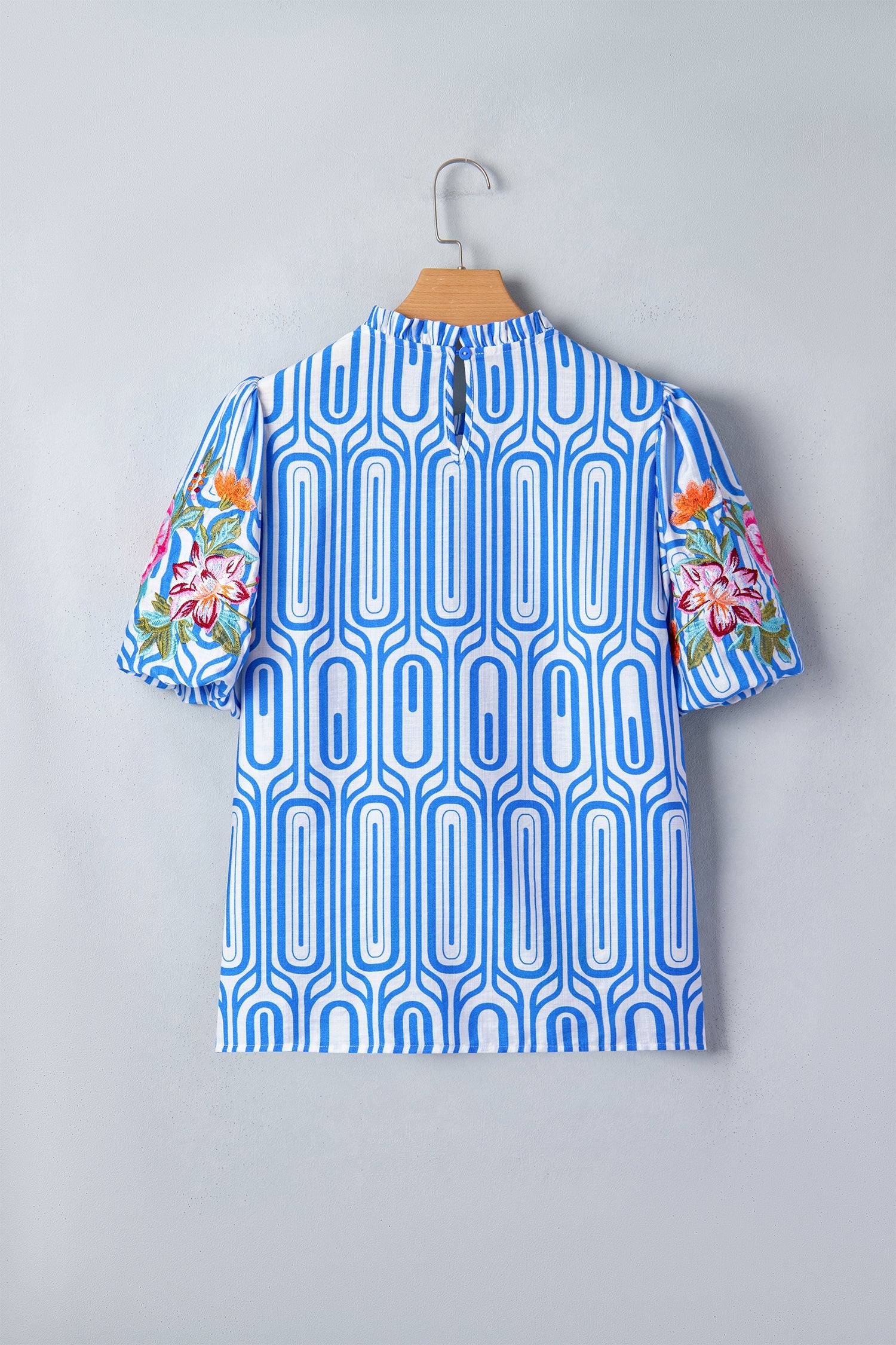 Aadhya Embroidered Puff Sleeve Blouse