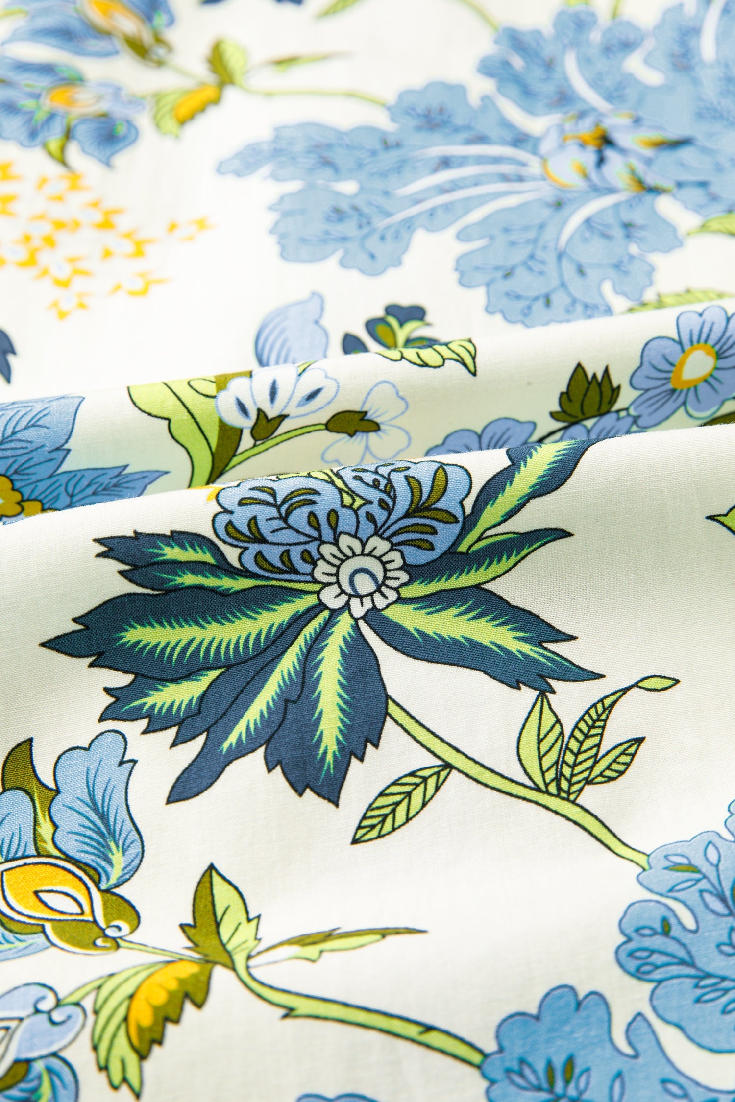 Alisson Short Sleeve Floral PLUS Blouse