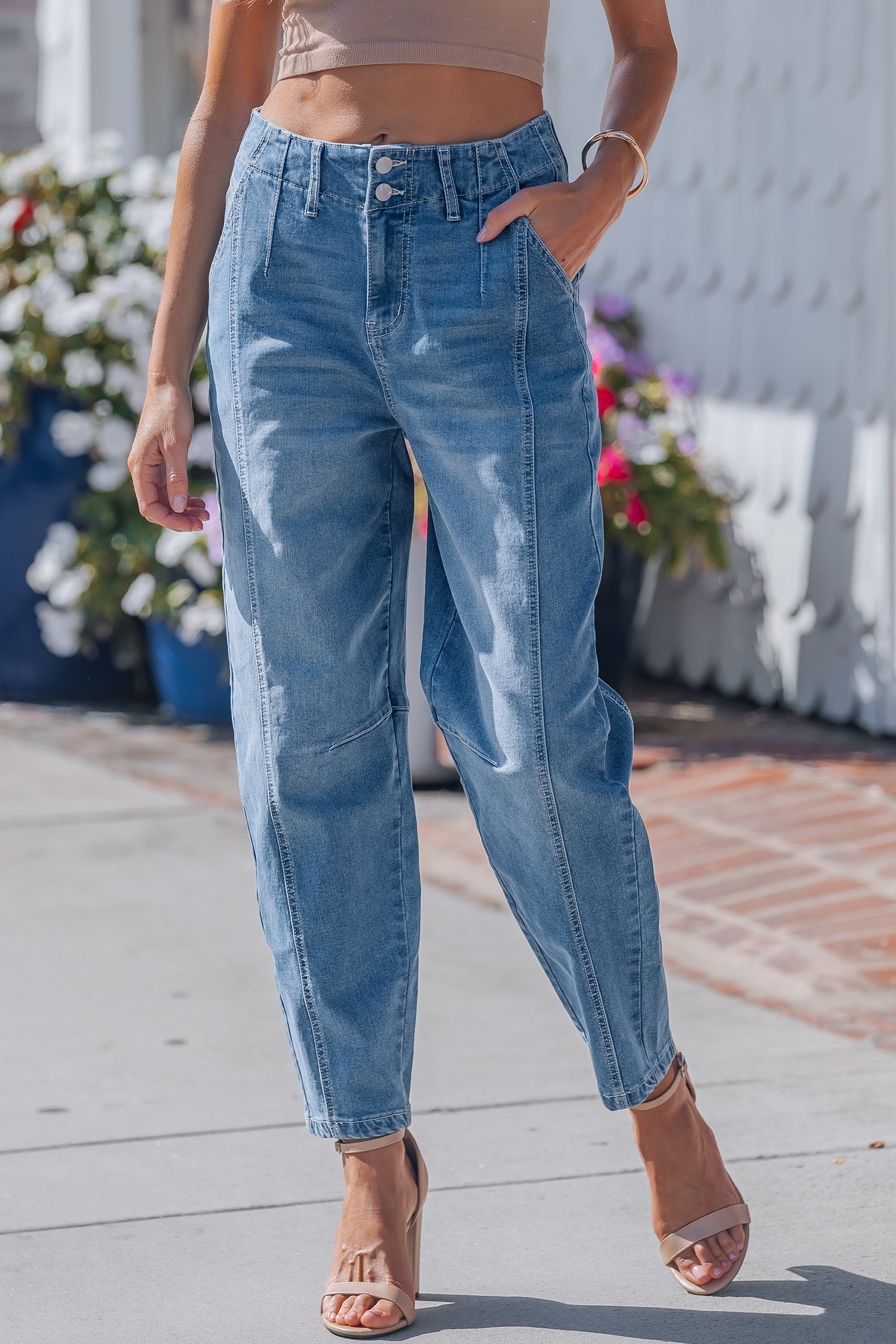 Hana Wash Cuffed Barrel Jeans