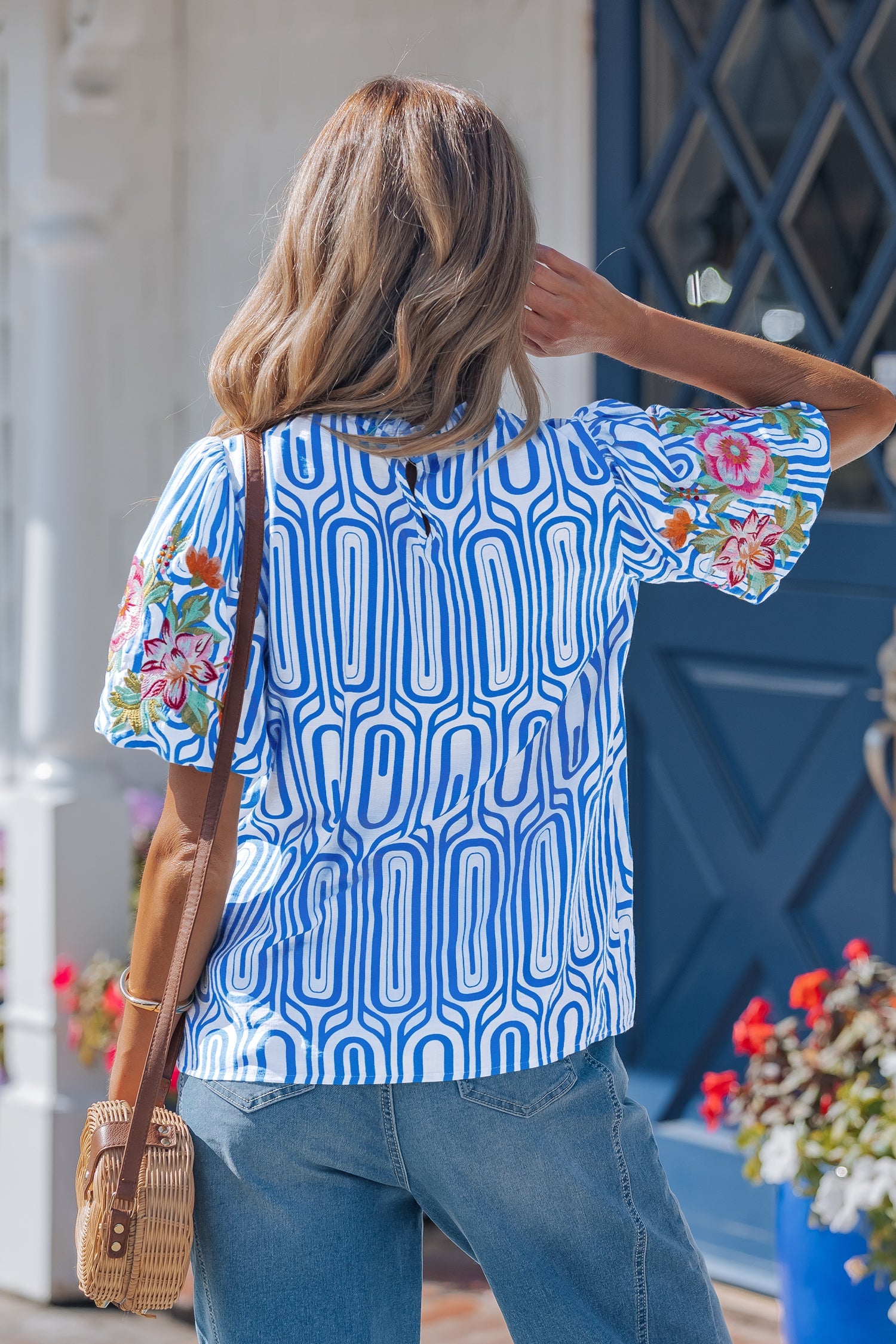 Aadhya Embroidered Puff Sleeve Blouse