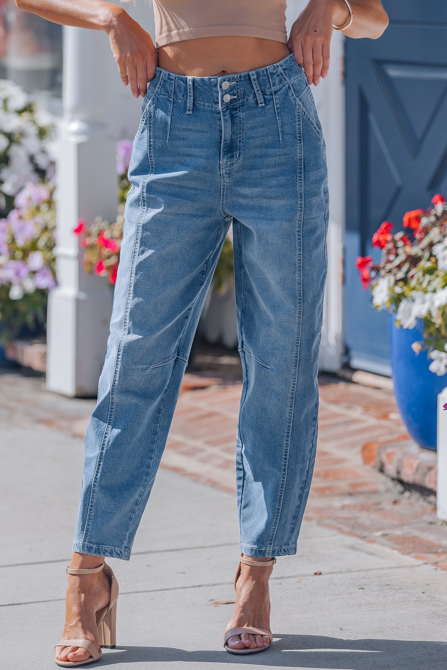 Hana Wash Cuffed Barrel Jeans