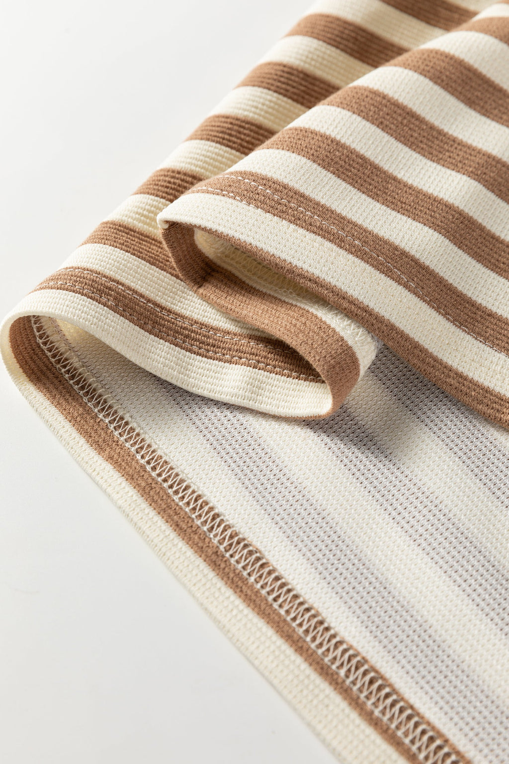 Elora Sleeve Contrast Trim Tee