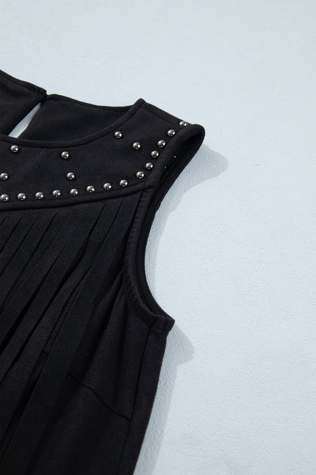 Mya Paneling Bust Sleeveless Top