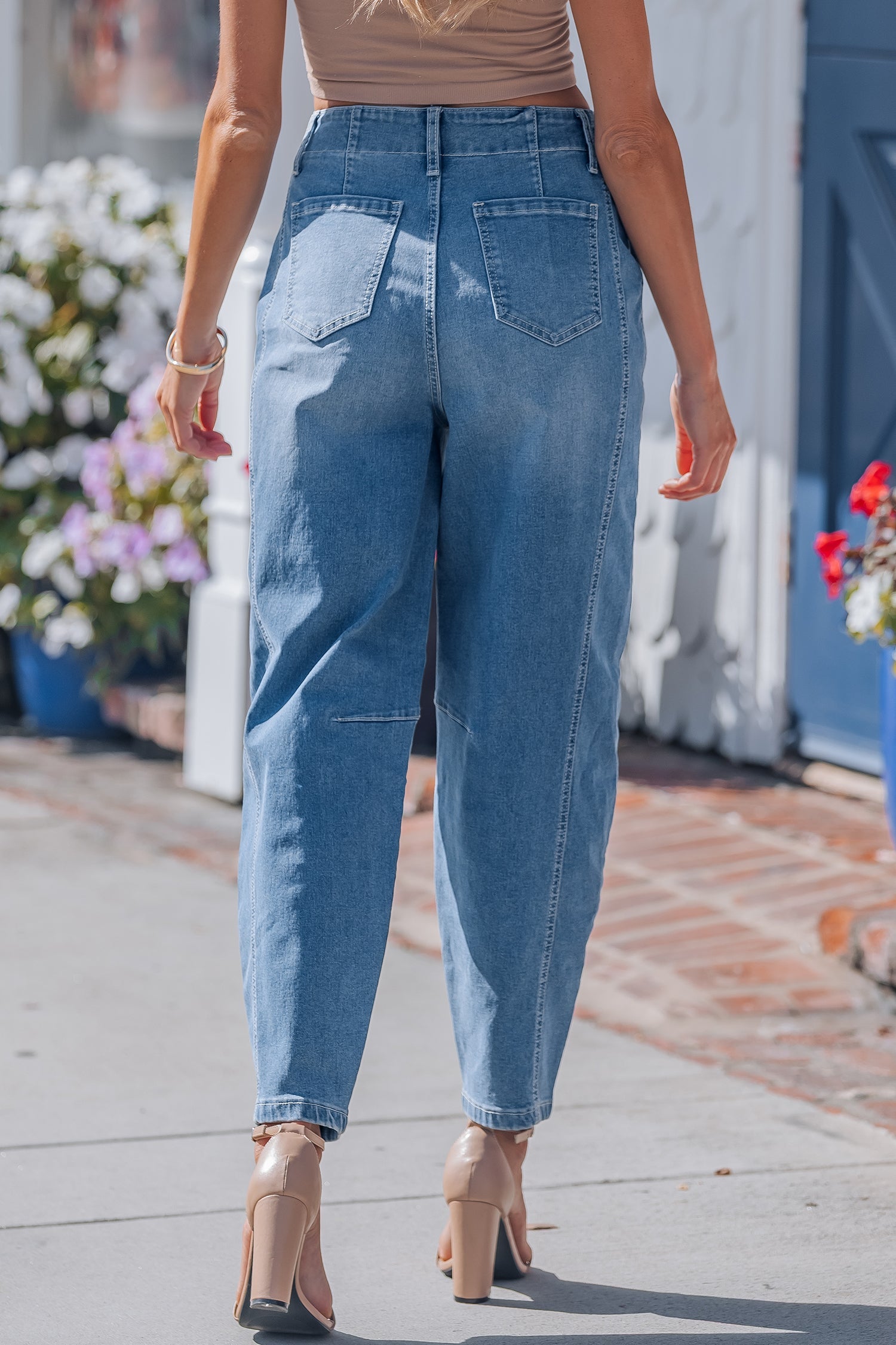 Hana Wash Cuffed Barrel Jeans