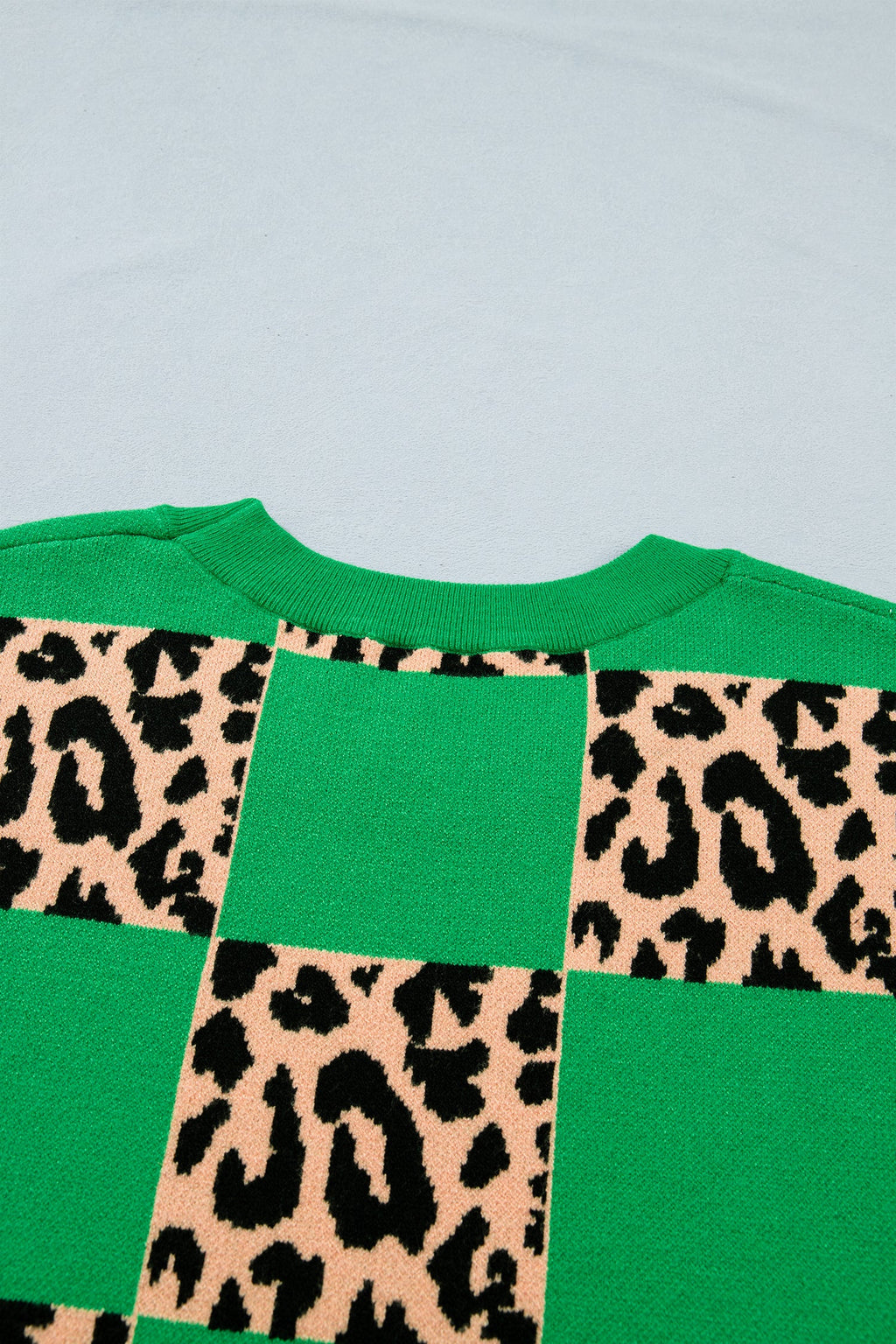Cattleya Checkered Short Sleeve PLUS Sweater
