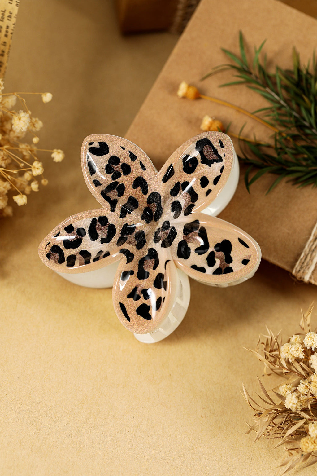 Caroline Flower Hair Claw Clip