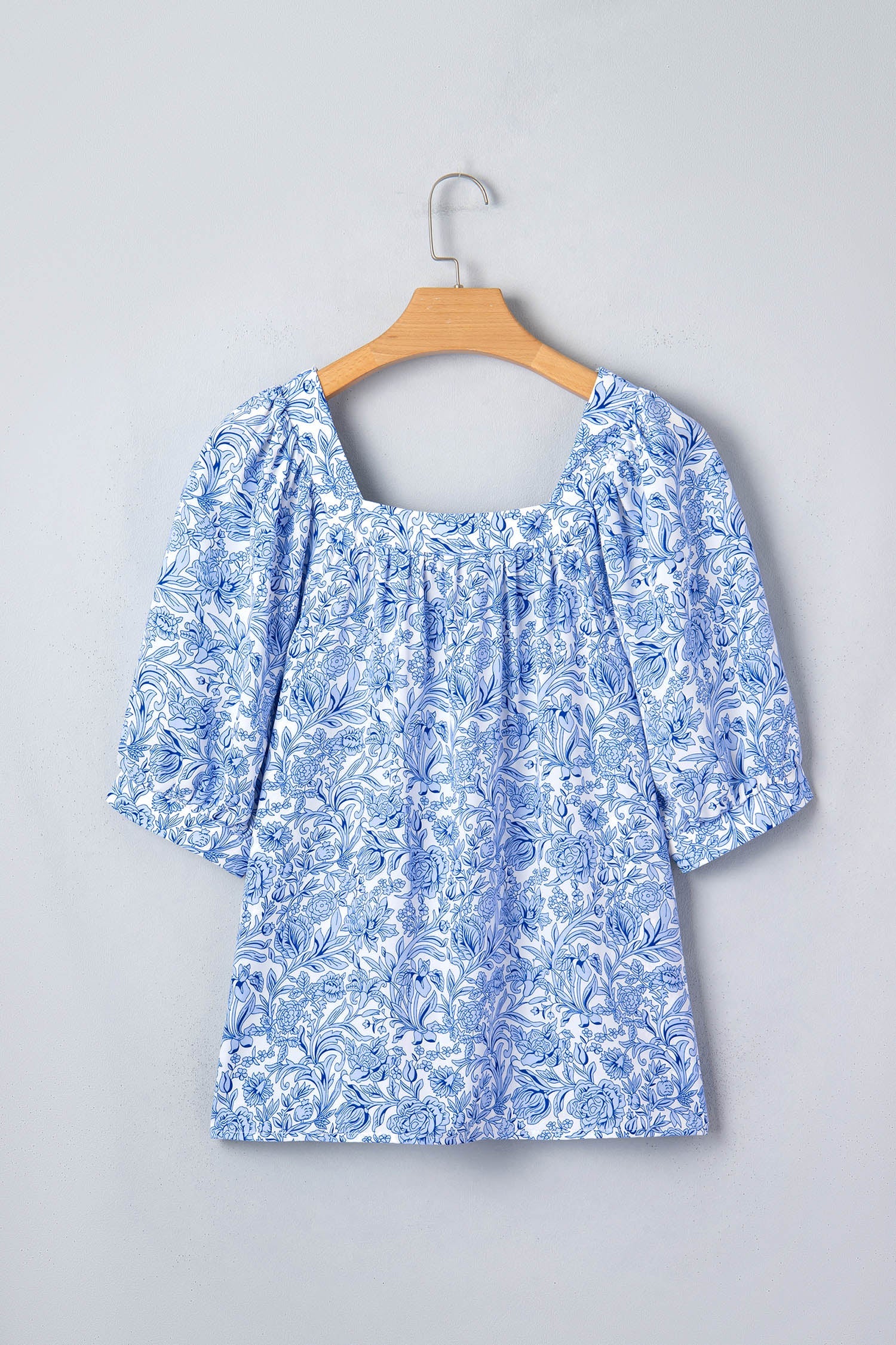 Lyanna Sleeve Pleated Floral Blouse