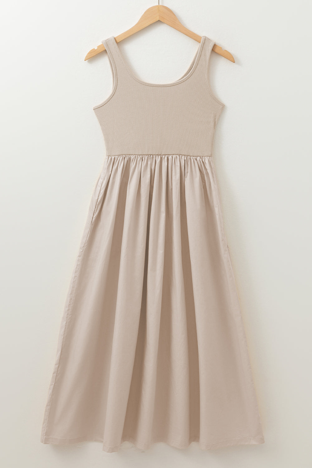 Della Pleated Sleeveless Long Dress