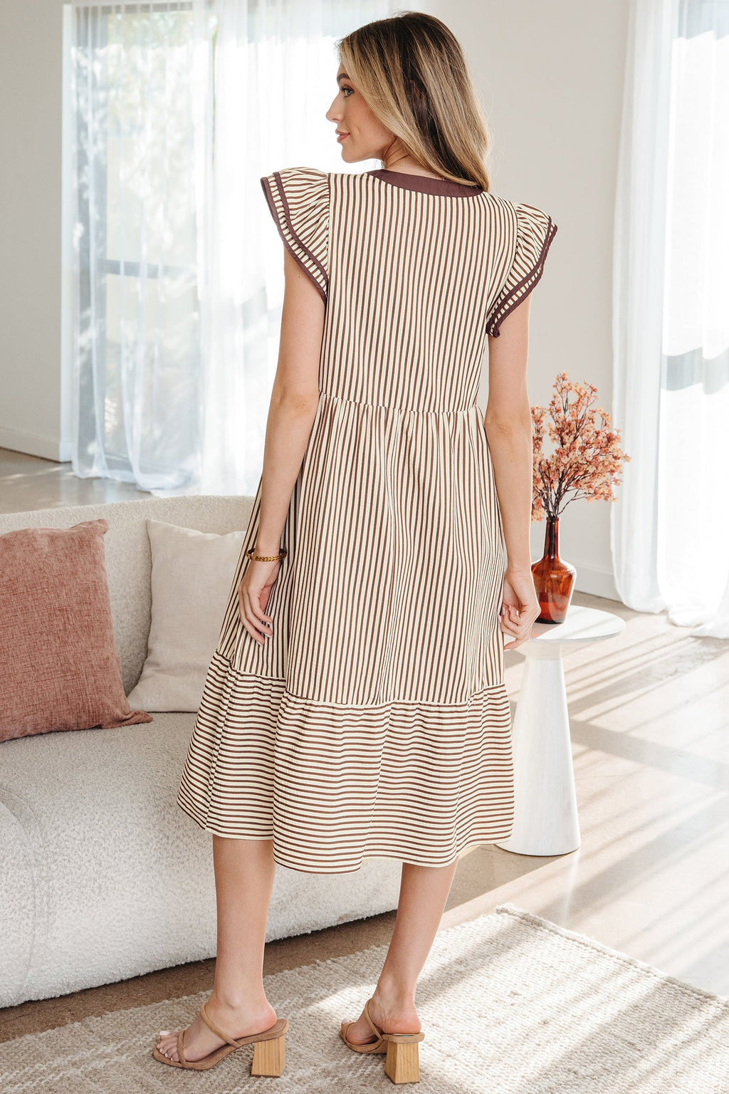 Makenzie Contrast Trim Midi Dress