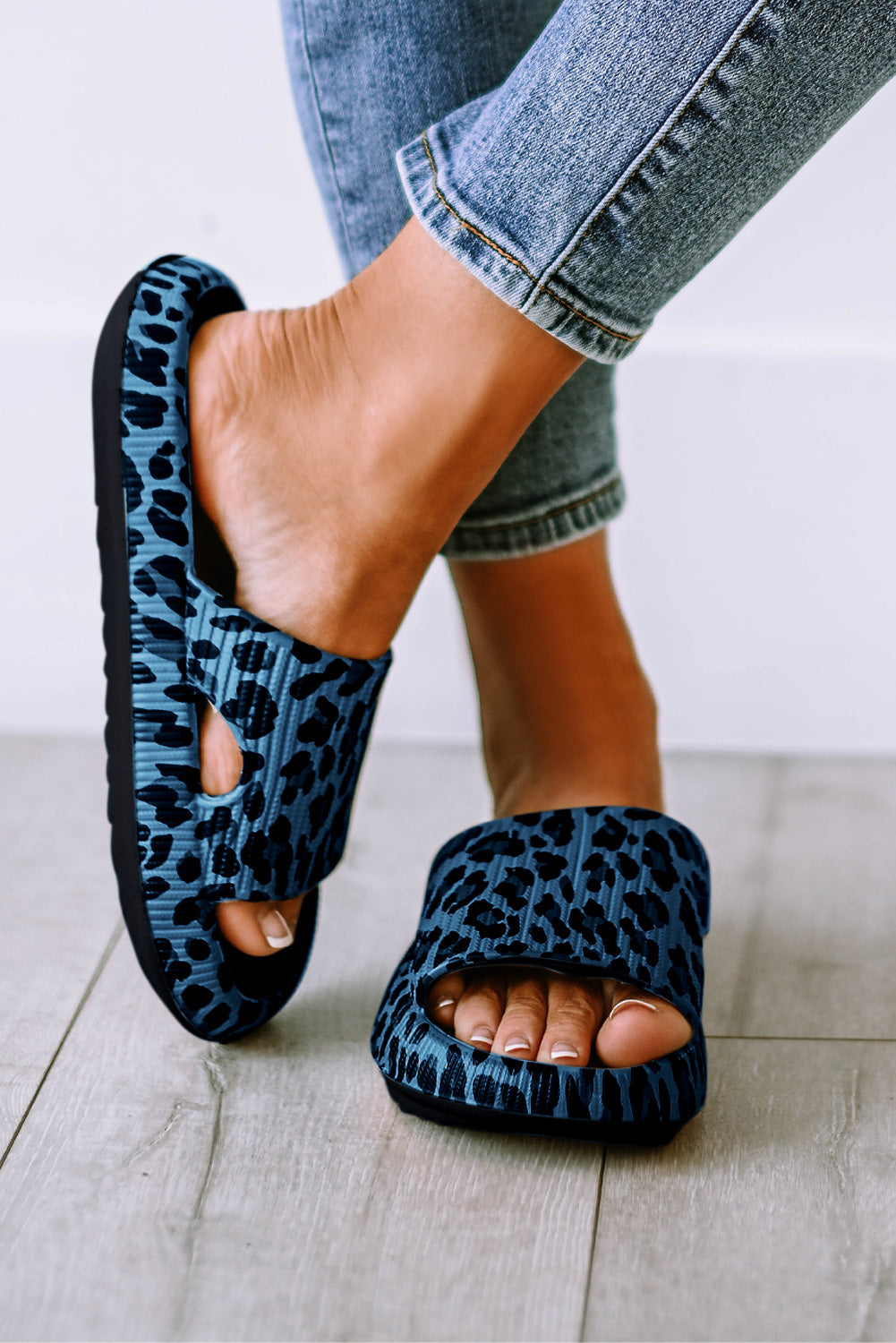 Bellamy Sole Slip On Slippers