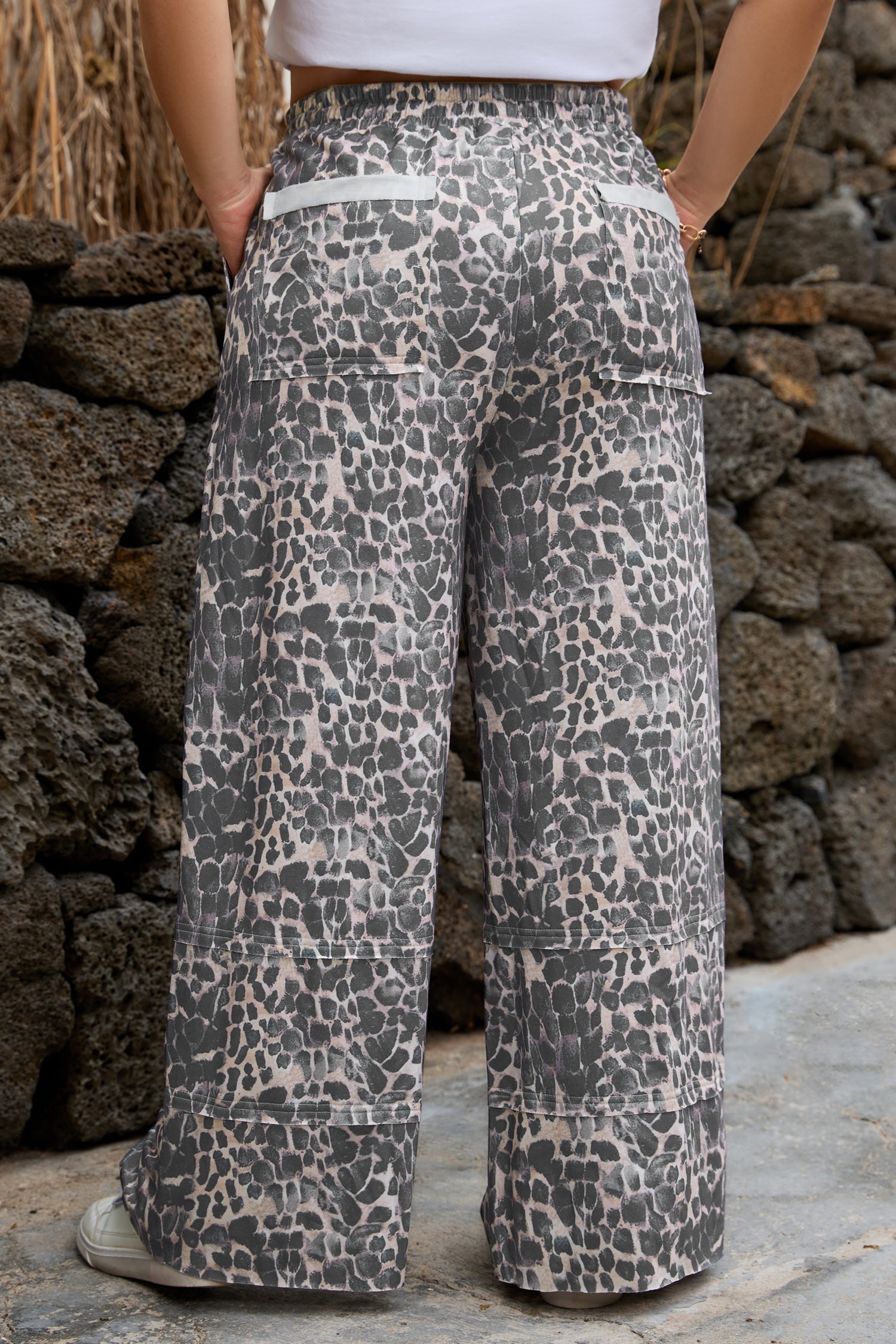 Hadley Patch Drawstring Loose PLUS Pants