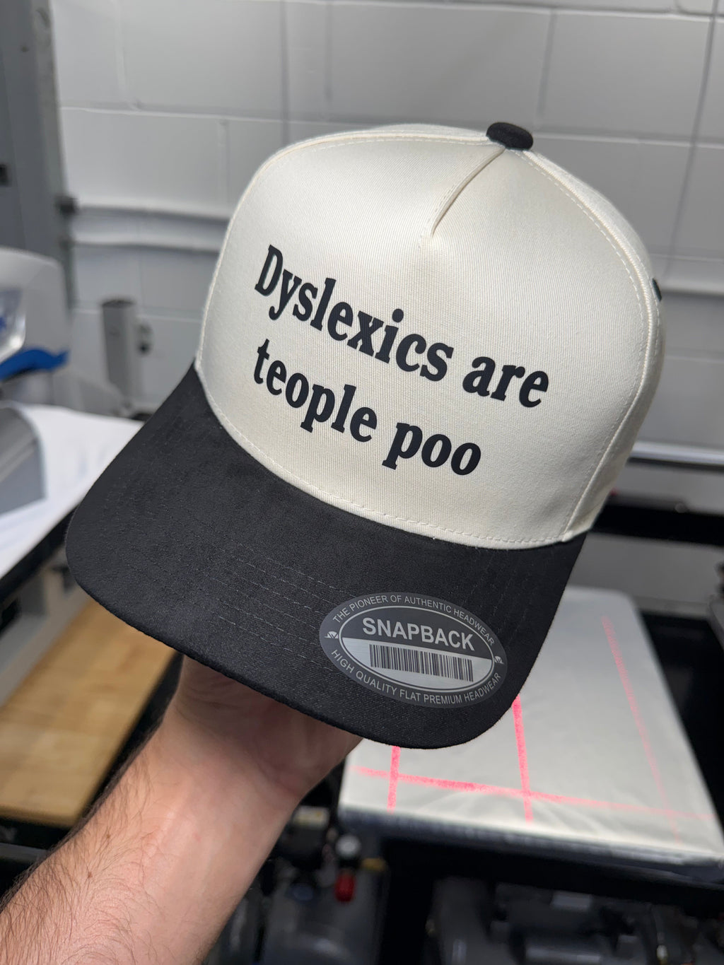 Dyslexics are teople poo | Snapback