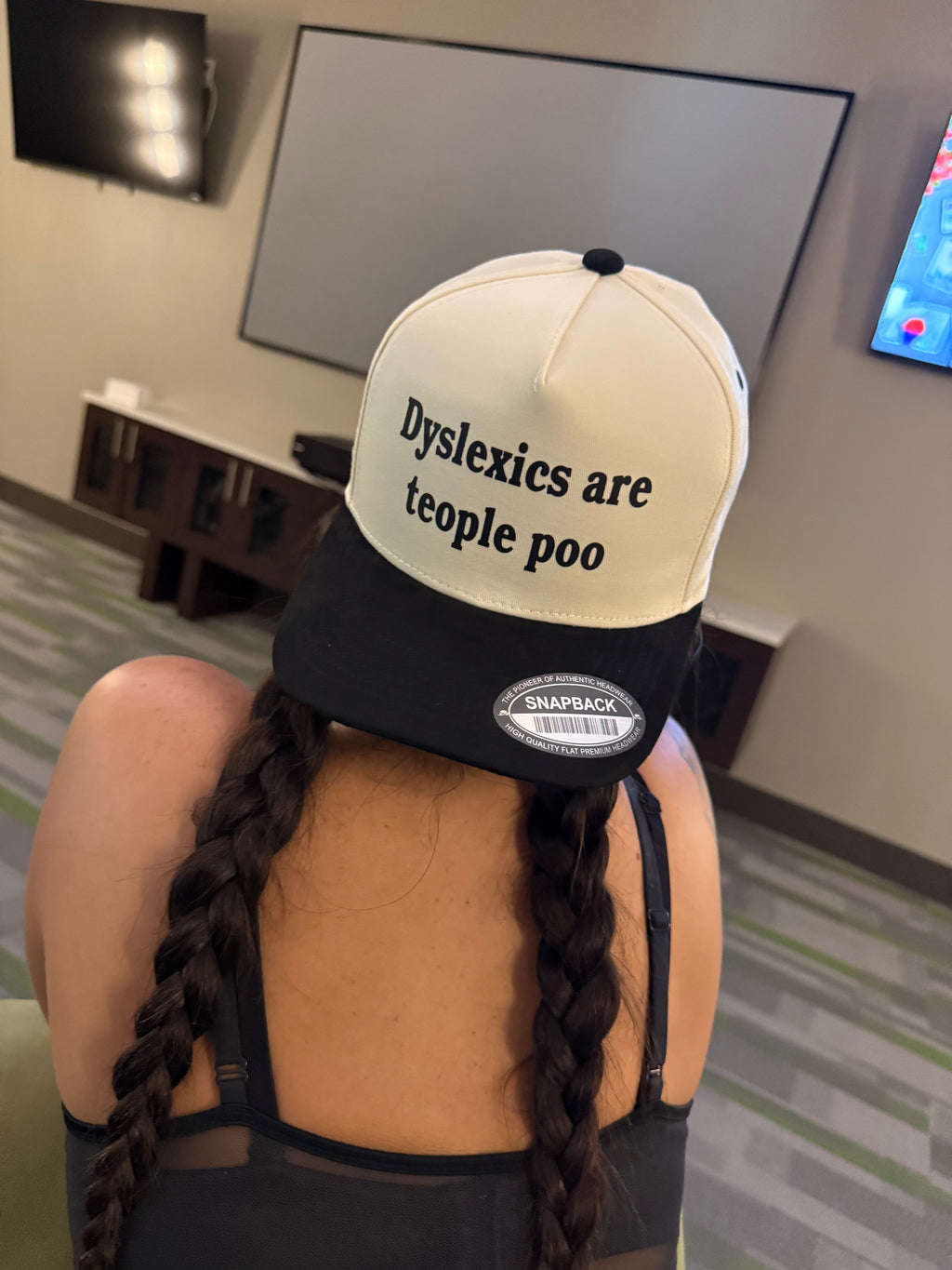 Dyslexics are teople poo | Snapback