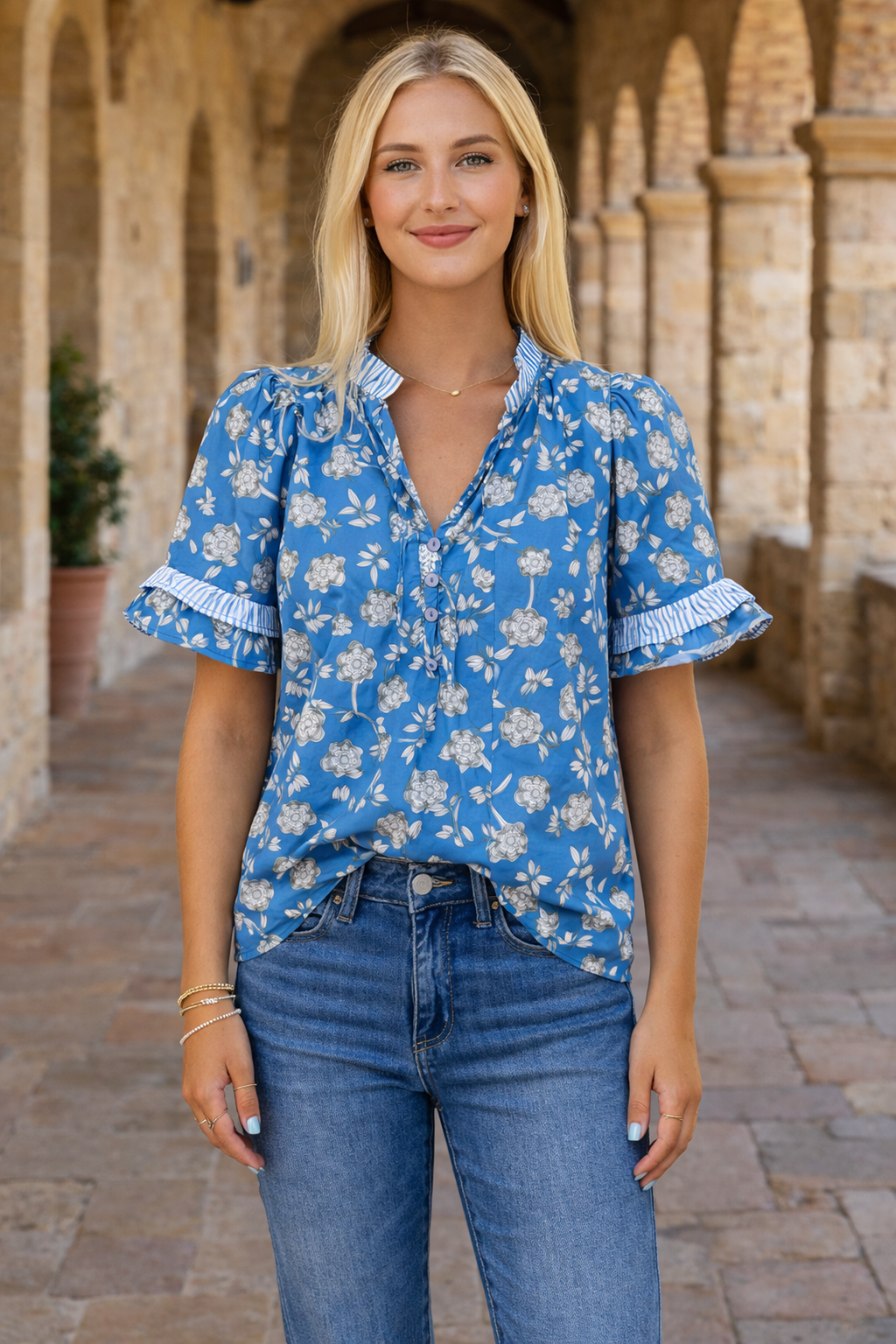 Hana Detail Short Sleeve Blouse
