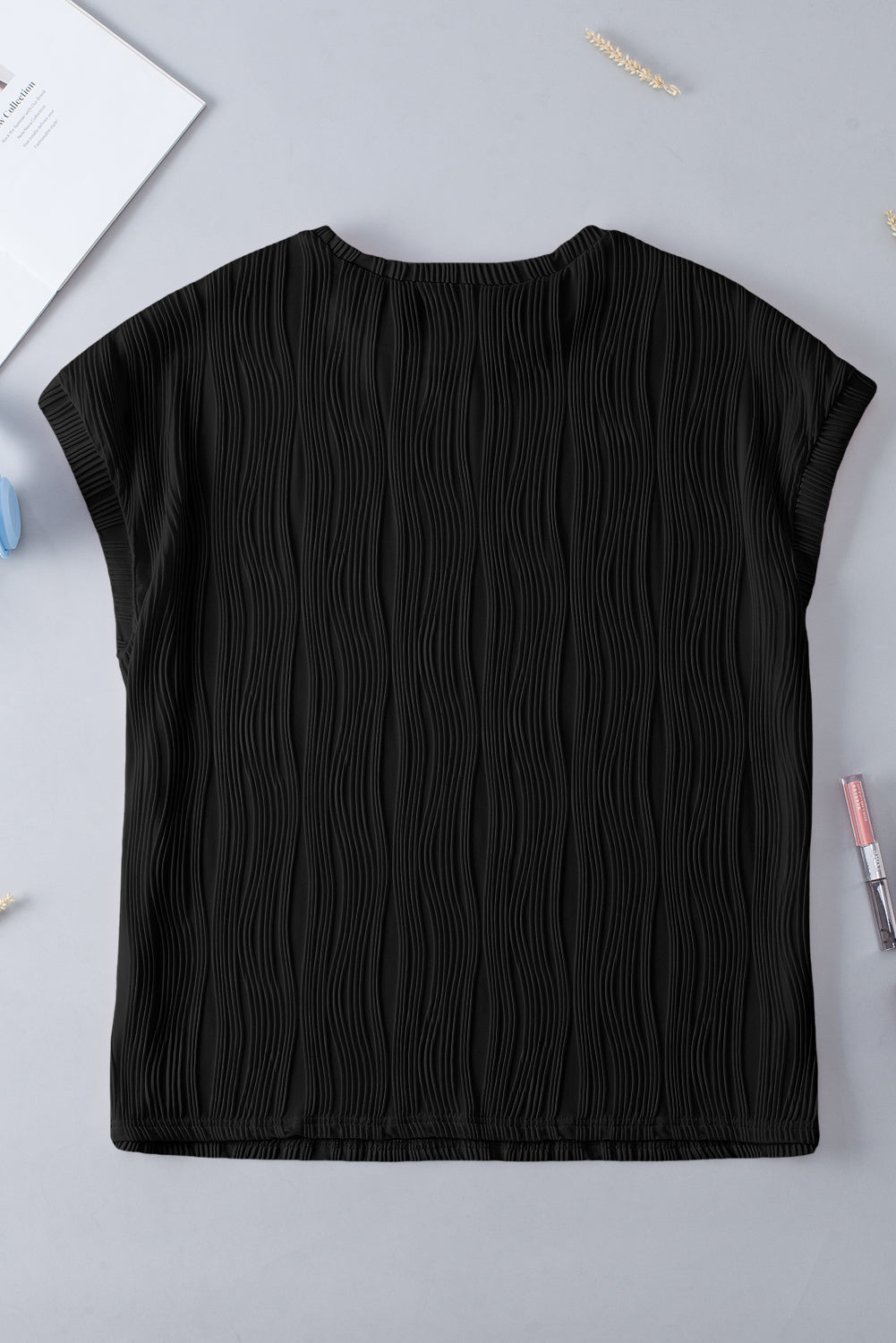 Abby Color Wavy Textured PLUS Tee