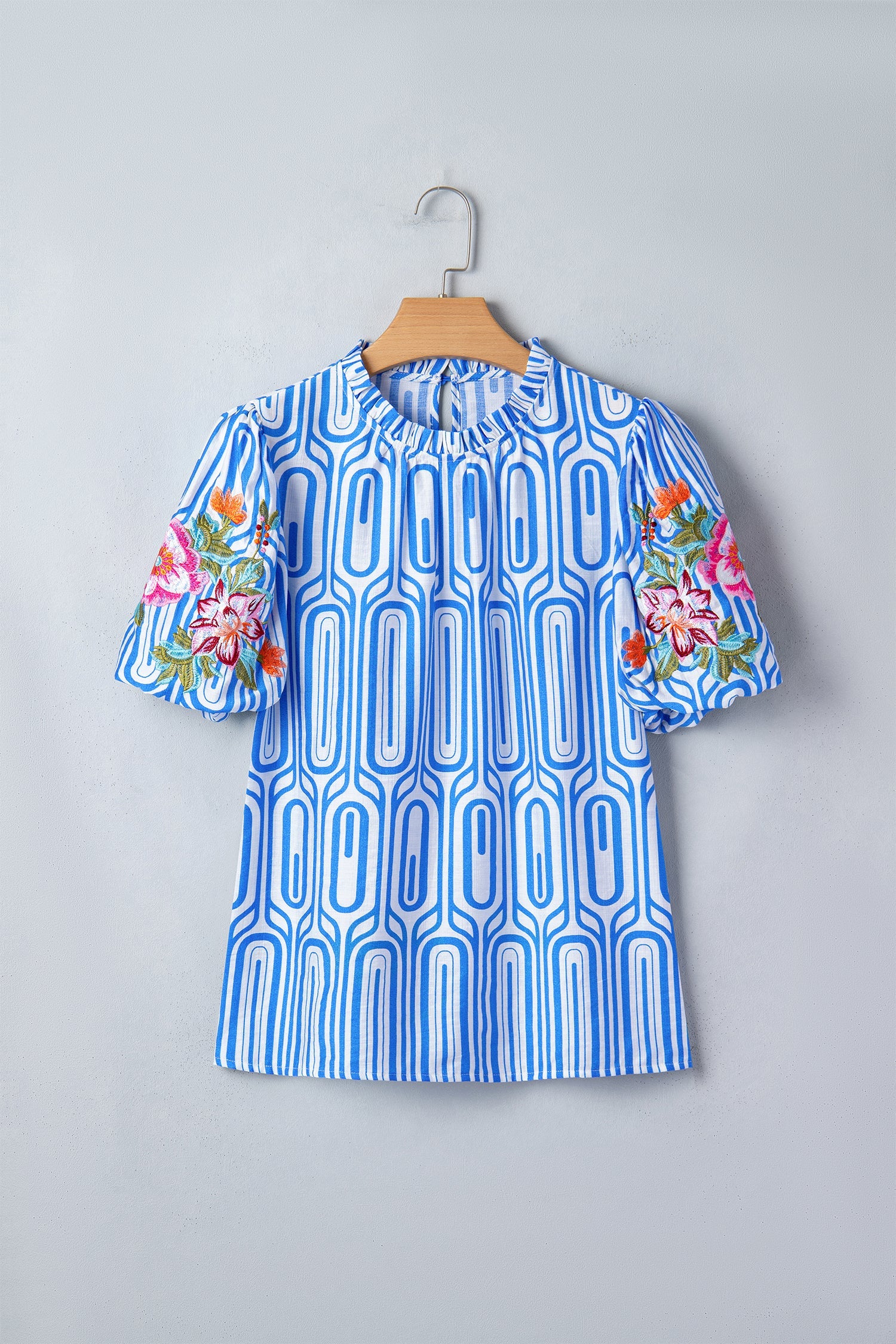 Aadhya Embroidered Puff Sleeve Blouse