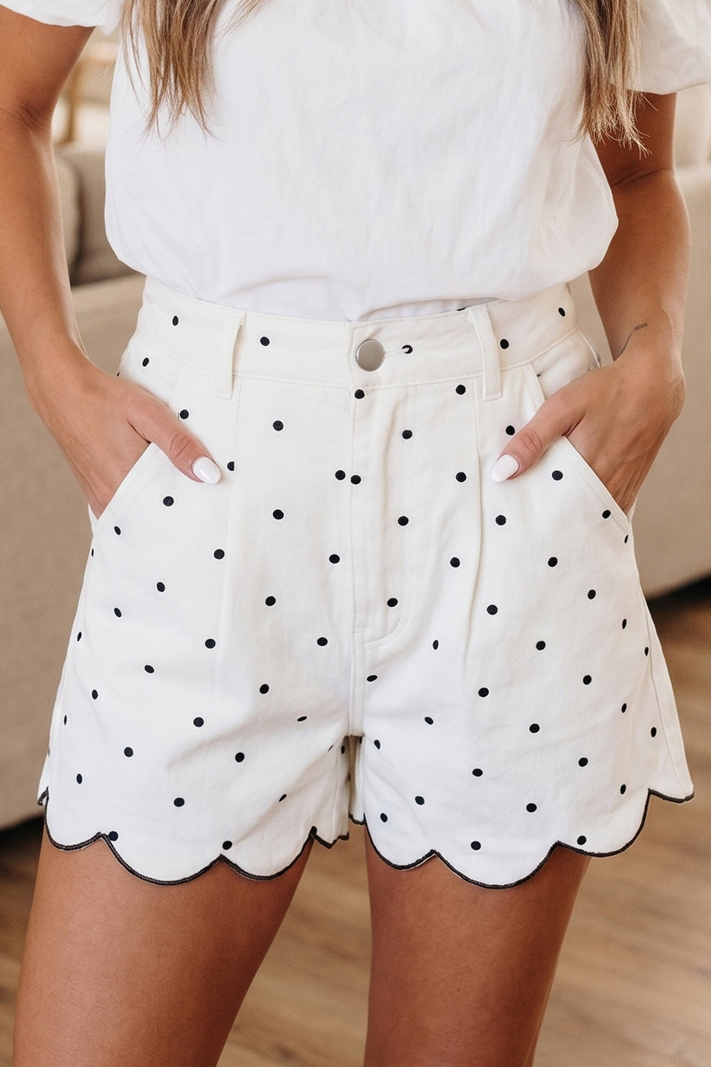 Elise Embroidered Scallop Hem Shorts