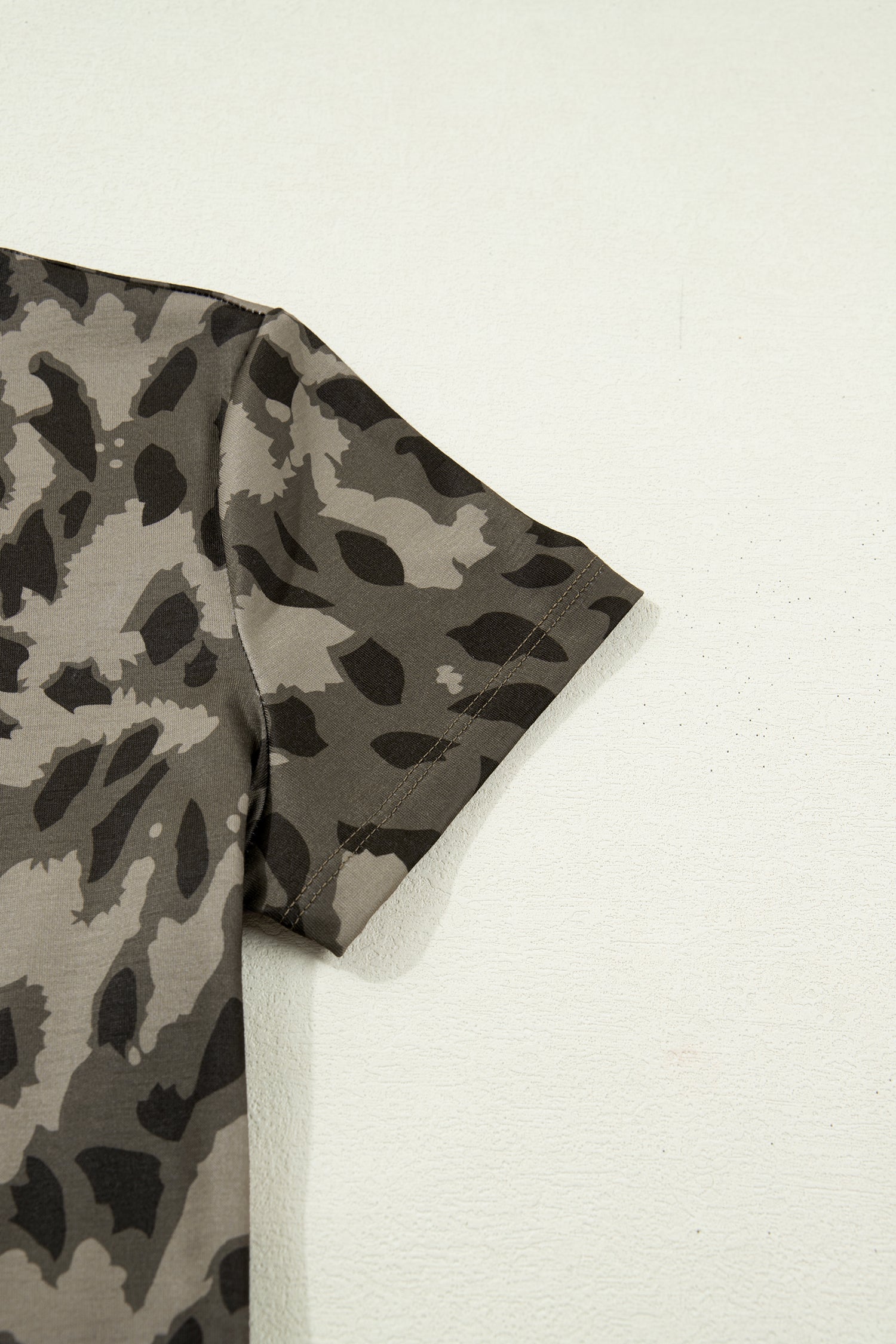 Annabelle Print Mock Slim Tee