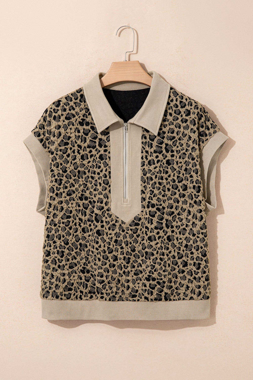 Veda Collar Cuffed Sleeve PLUS Top